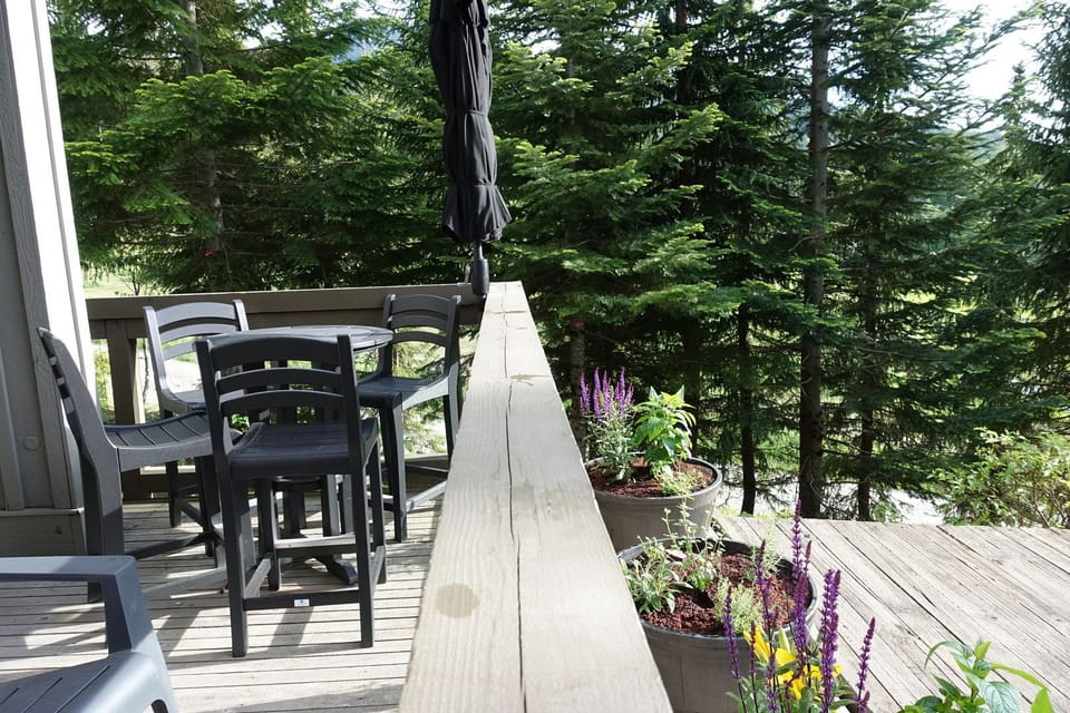 Private deck