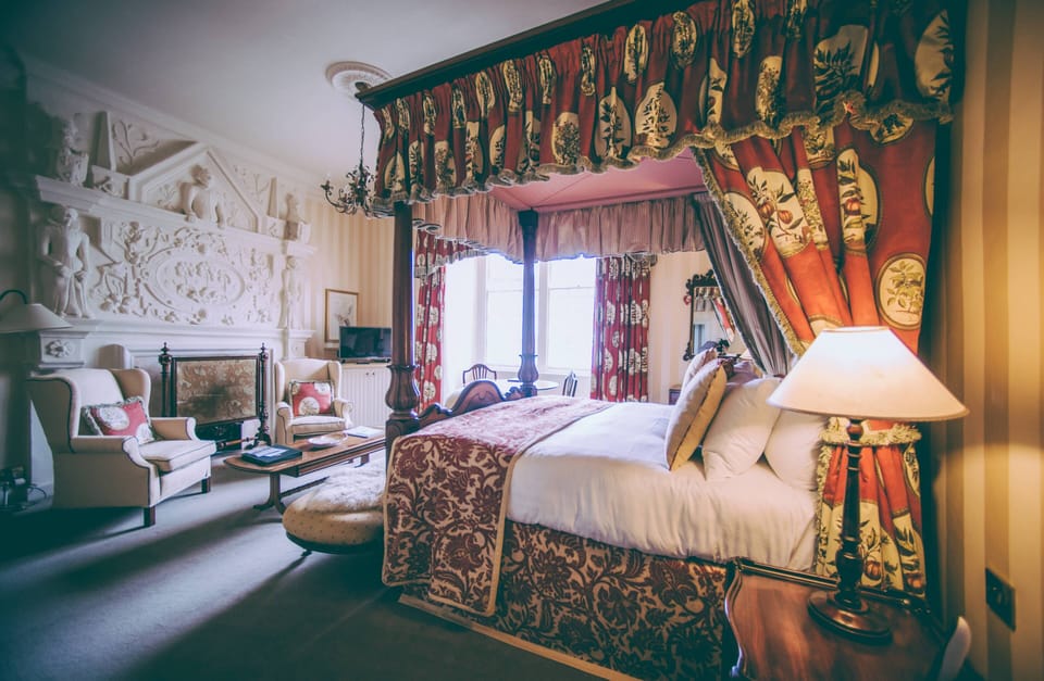 Finest Room | 1 bedroom, individually decorated, individually furnished, desk