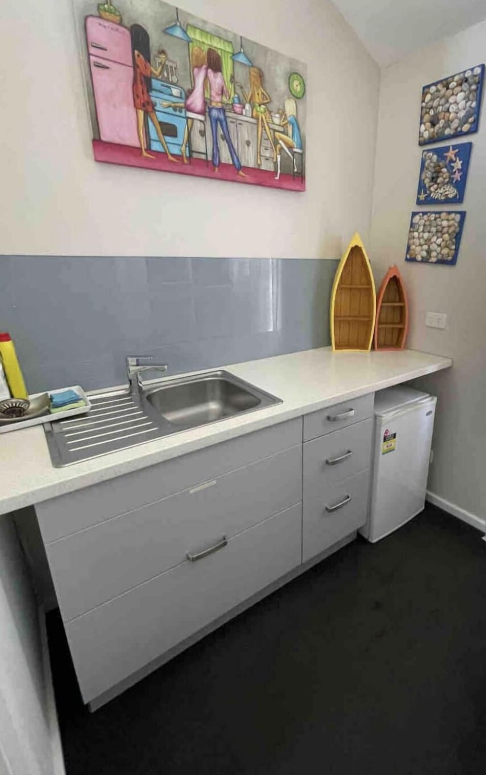 Back Studio Kitchenette 
