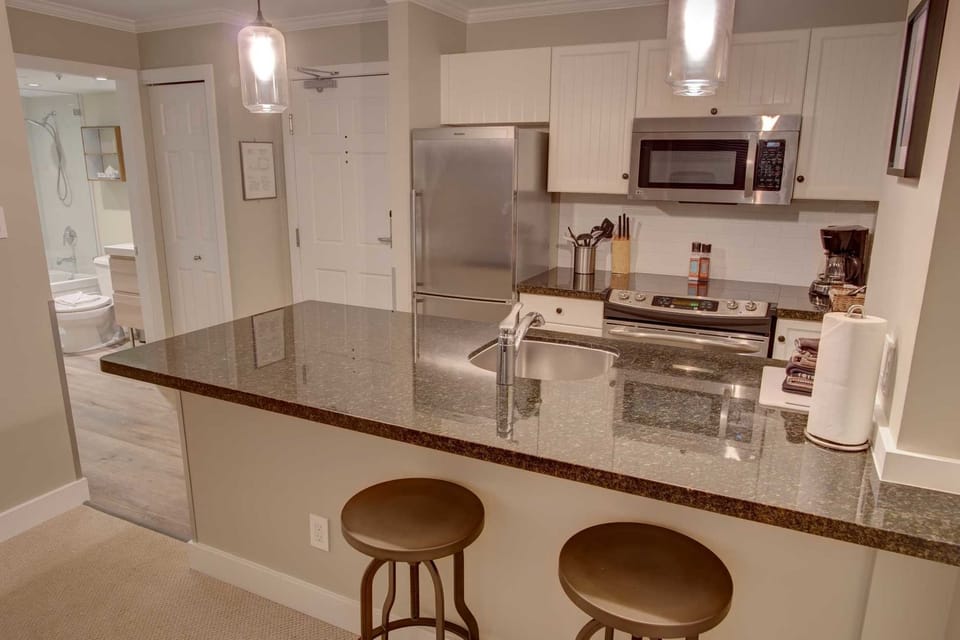 Fully equipped kitchen