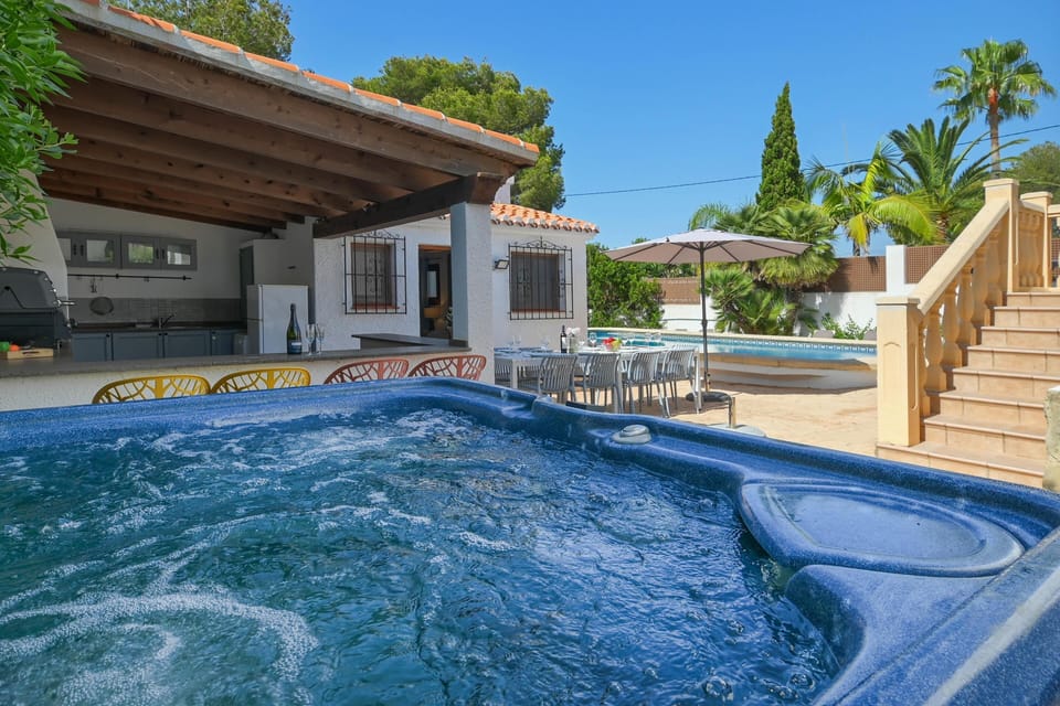 Jacuzzi