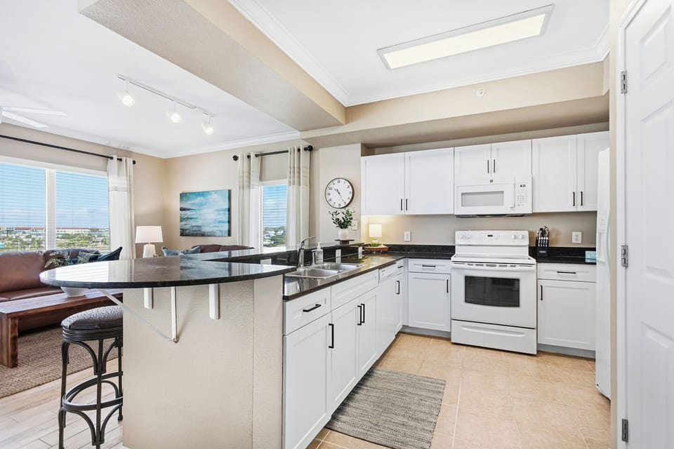 Fully equipped kitchen