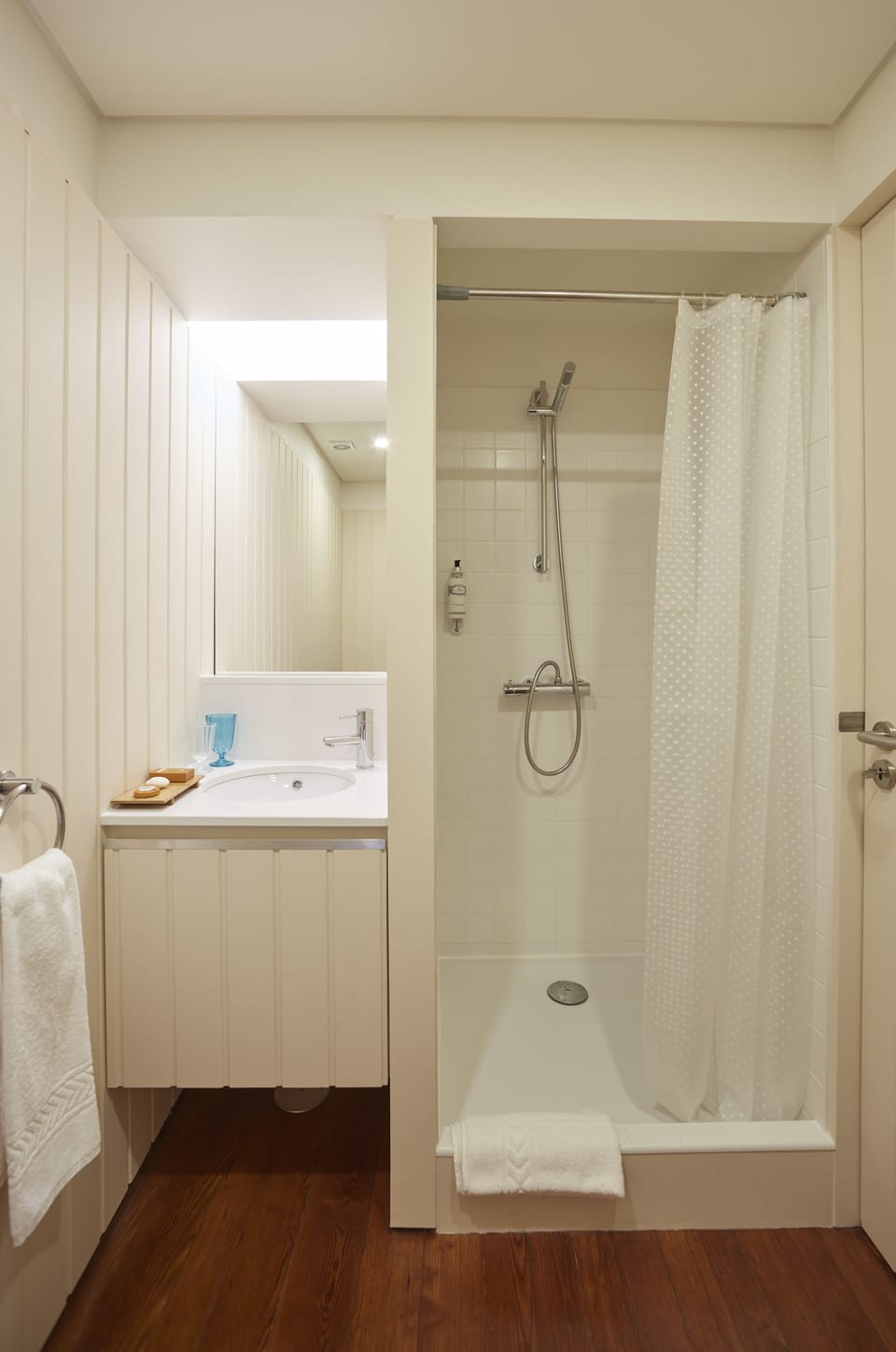 Mares | Bathroom | Free toiletries, hair dryer, bidet, towels
