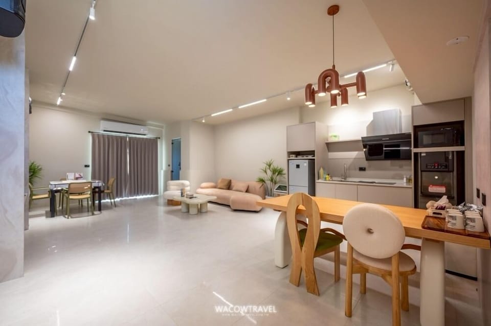 Family Cabin | Living area | LCD TV
