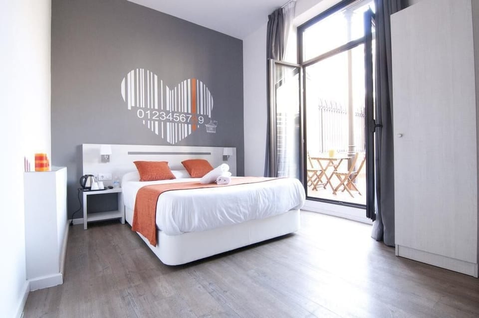 Superior Double Room, Terrace | In-room safe, desk, blackout drapes, soundproofing