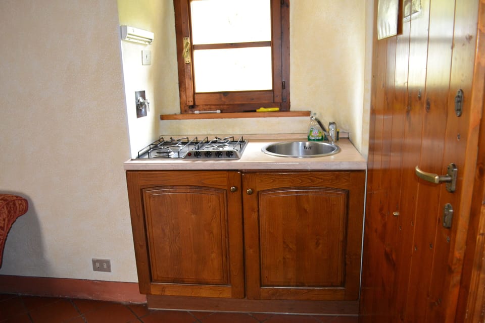 Apartment, 2 Bedrooms | Private kitchen
