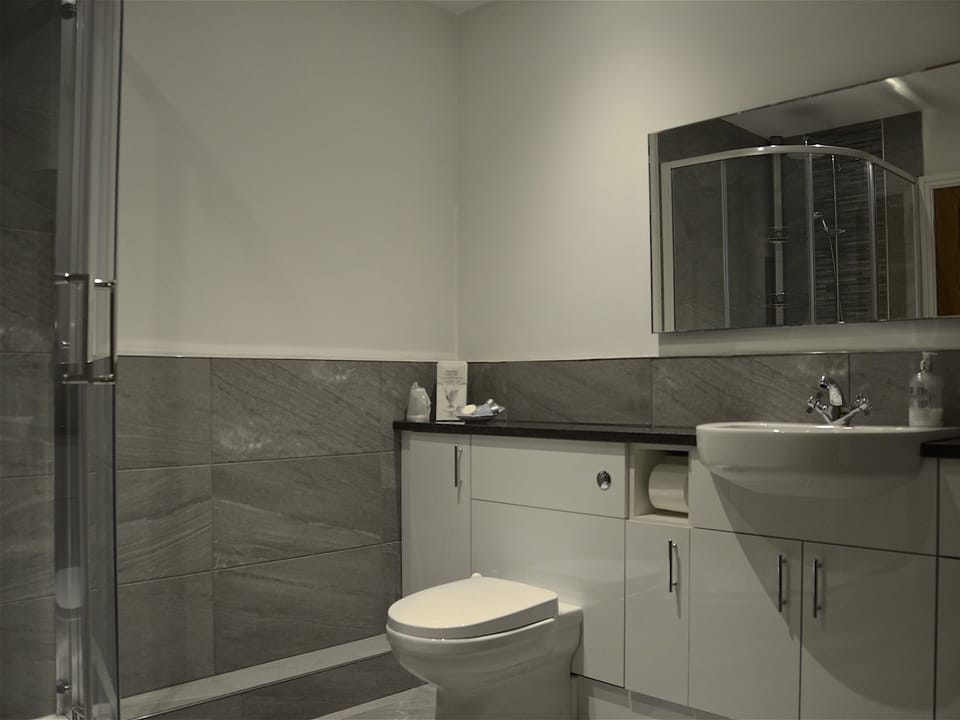 Superior Double Room, Ensuite | Bathroom