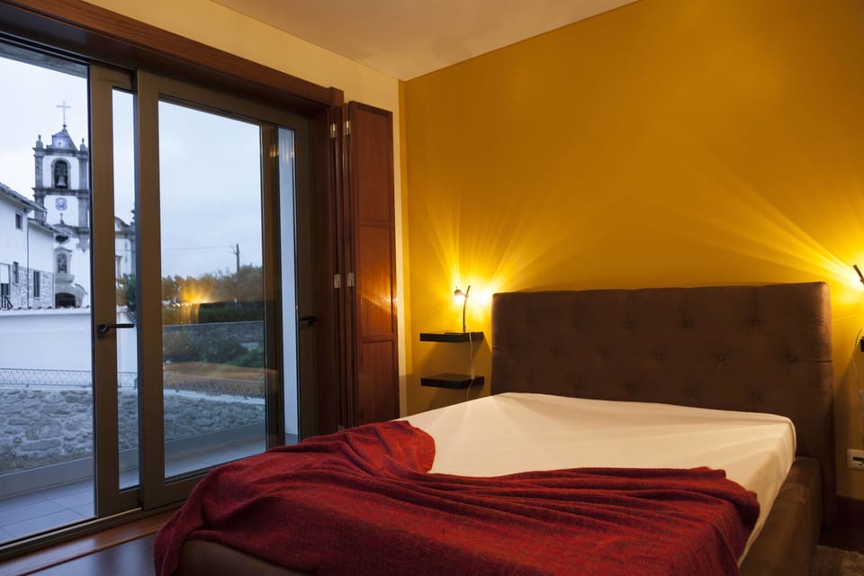 Deluxe Studio, Accessible, Kitchenette | Premium bedding, desk, blackout drapes, soundproofing