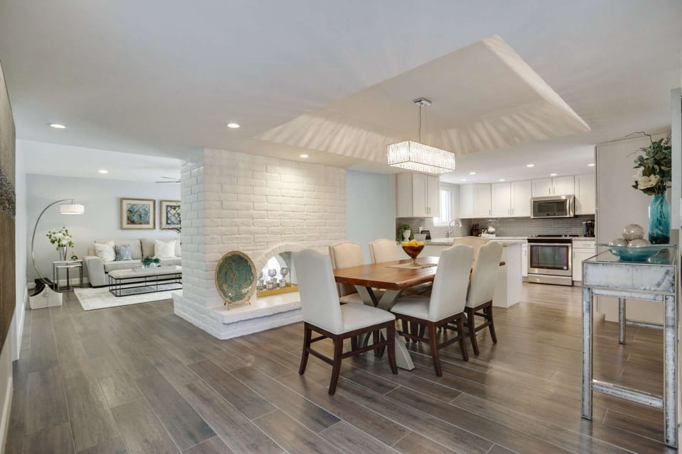 Enjoy the openness this home gives with the kitchen, dining room and living room close so everyone is in the action