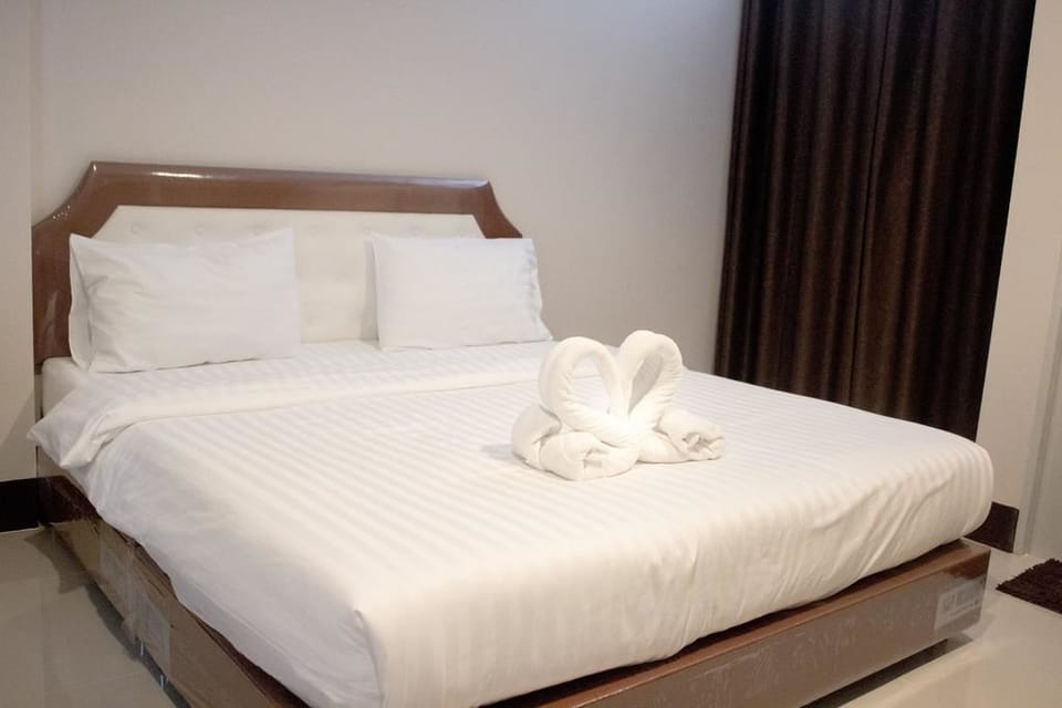 Standard Double Room | Desk, free WiFi