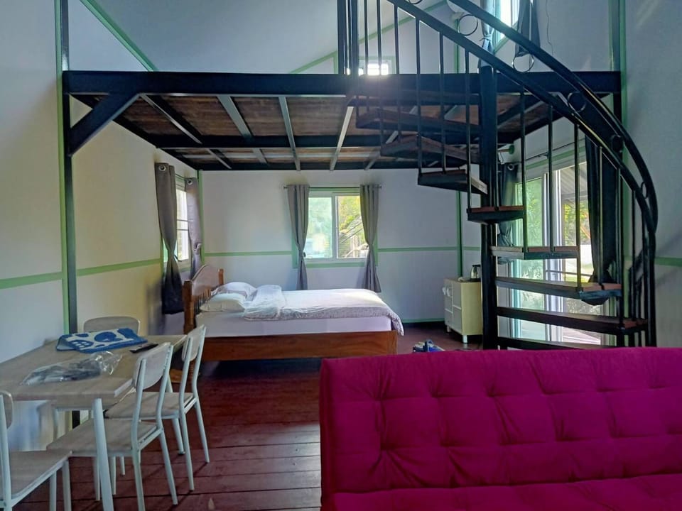 Family Duplex, Multiple Beds | Free WiFi