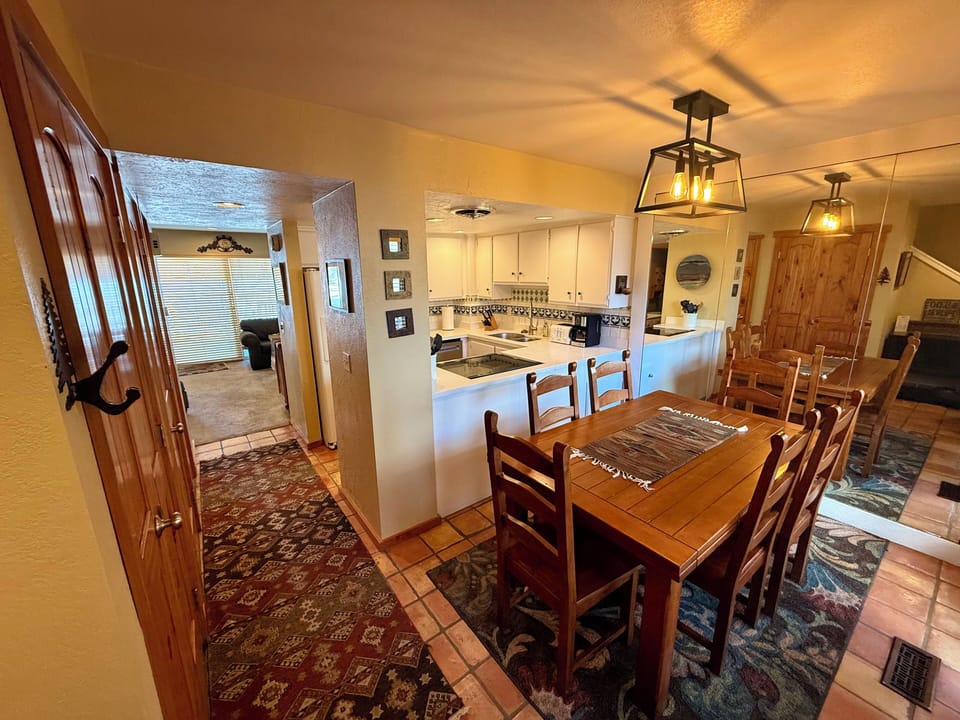 Kitchen / Dining Area
Hallway leading to family room