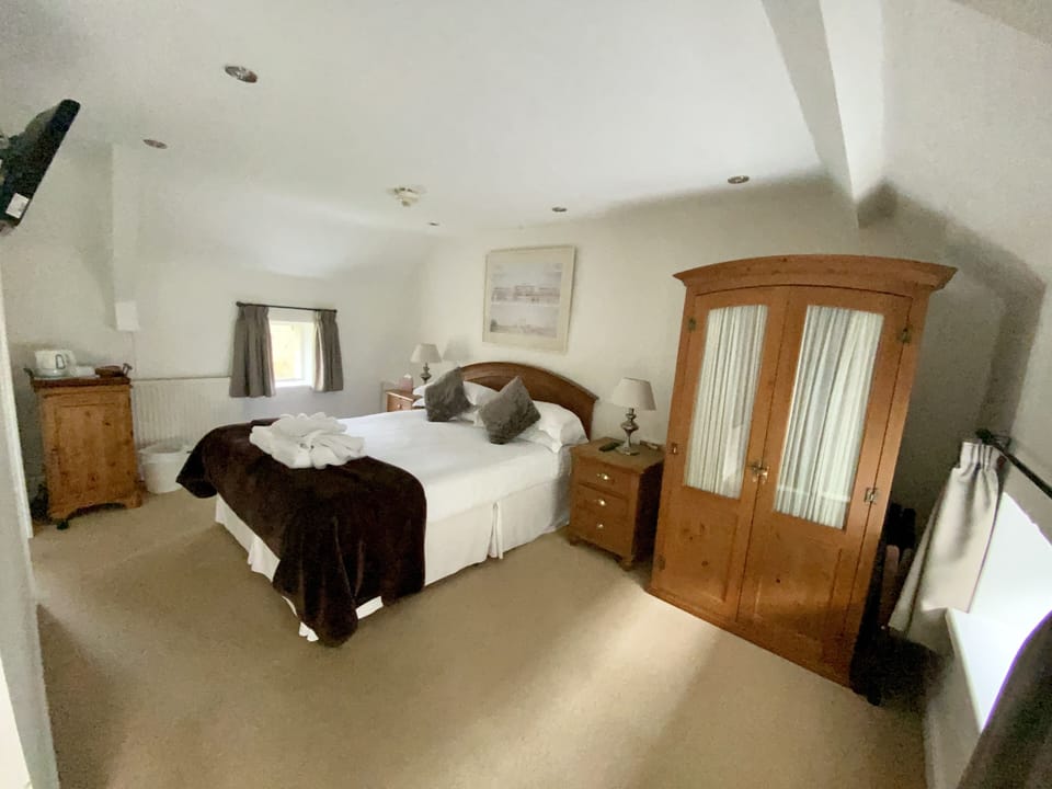 Comfort Double or Twin Room | 1 bedroom, premium bedding, in-room safe, desk