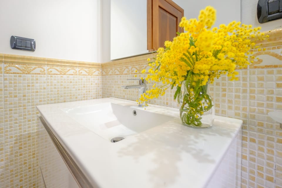 Panoramic Suite, 1 Bedroom, Terrace, Sea View | Bathroom | Shower, free toiletries, bidet, towels