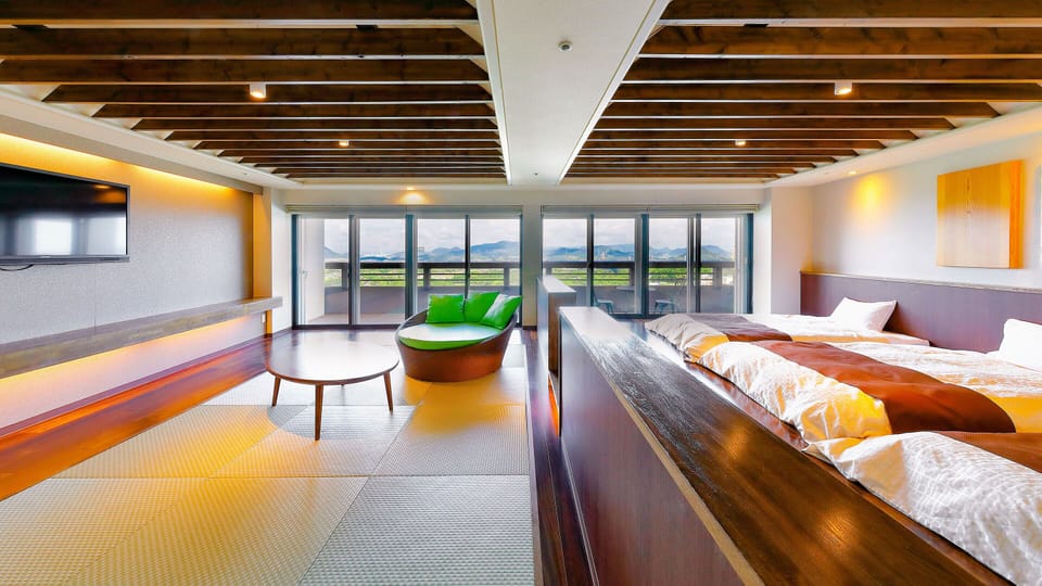 Suite Japanese-Western-Style-Room (Nice view) - Shower Only - Non-Smoking | Bed sheets
