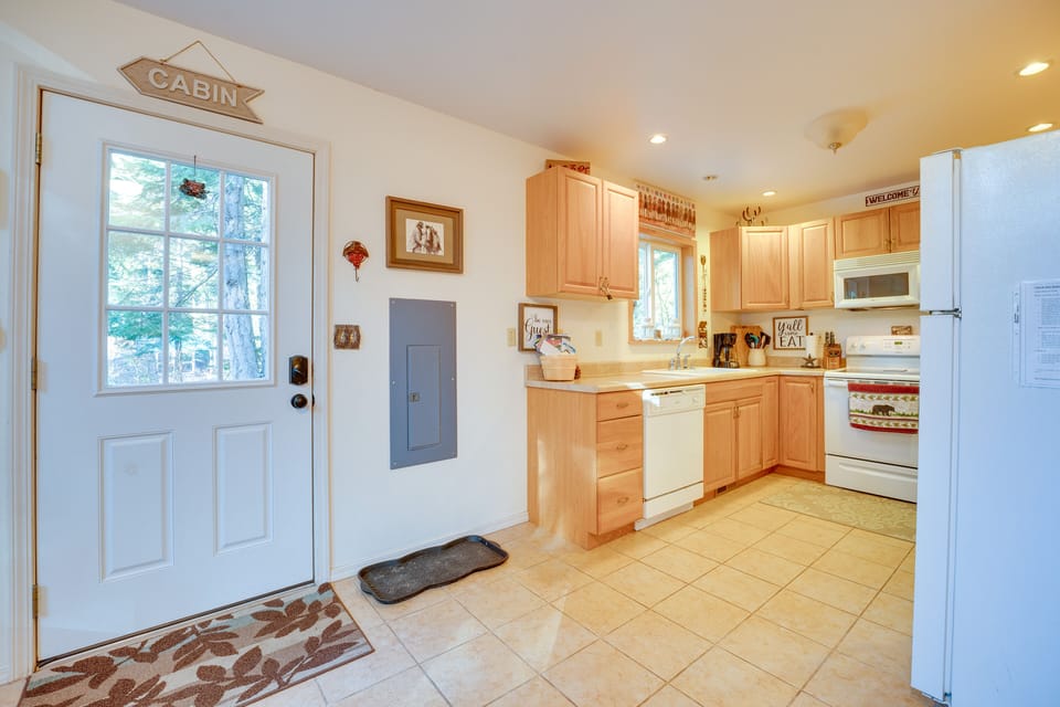 Entryway | 1st Floor