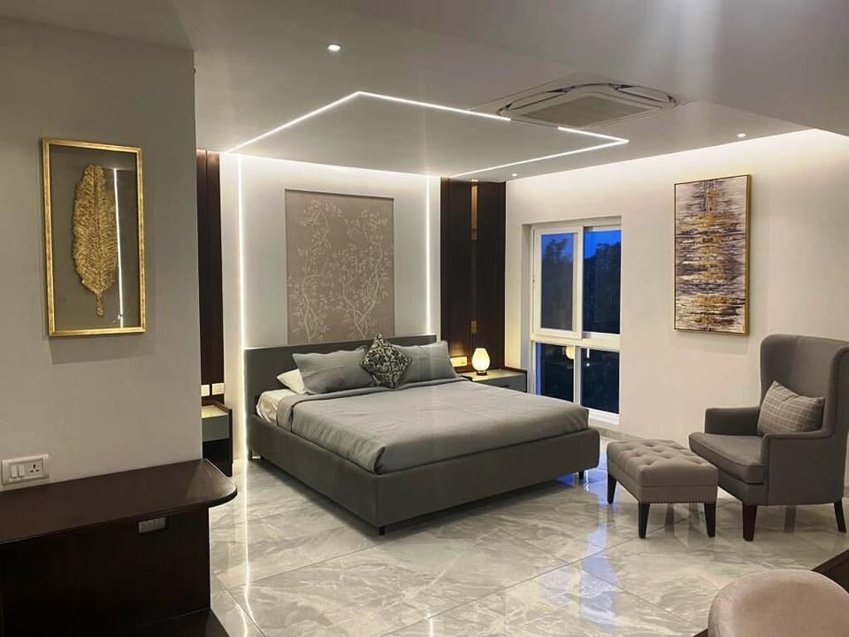 Executive Room | 1 bedroom, Egyptian cotton sheets, premium bedding, Select Comfort beds