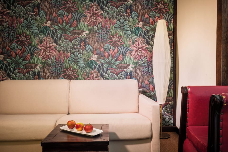 Family Room | Hypo-allergenic bedding, pillowtop beds, minibar, in-room safe