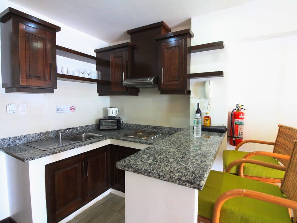 Suite | Private kitchen | Electric kettle