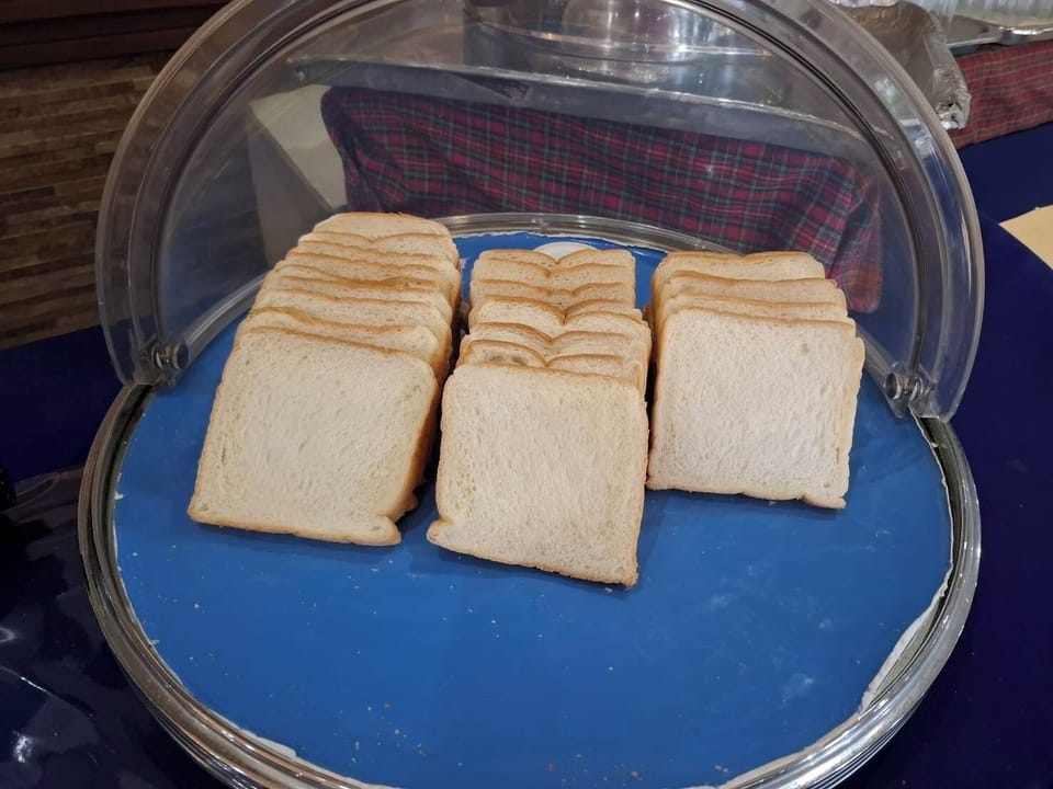 Daily buffet breakfast for a fee