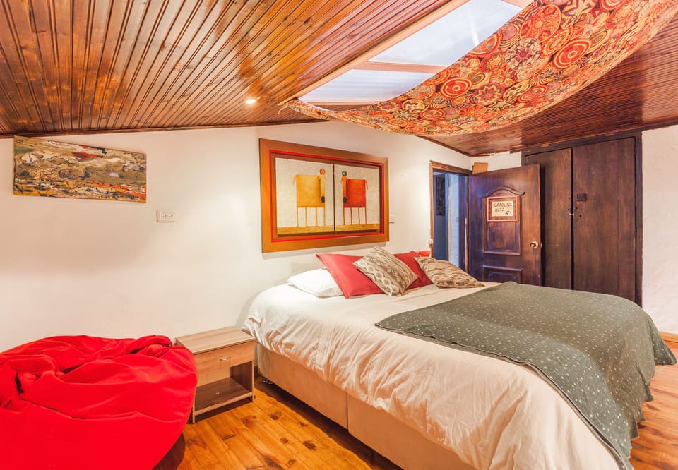 Premium bedding, individually decorated, individually furnished, desk