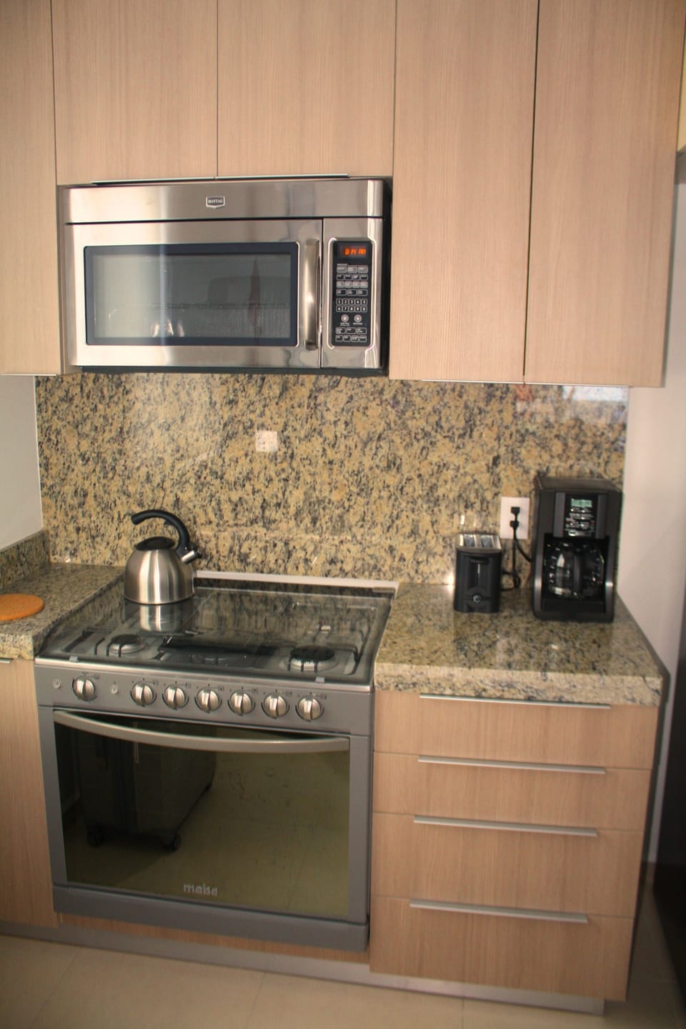 Luxury Apartment, 2 Bedrooms, Terrace | Private kitchen | Fridge, microwave, oven, stovetop