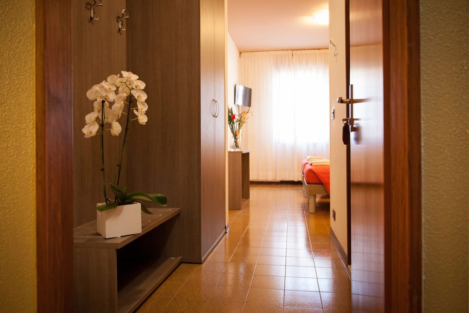 Quadruple Room | In-room safe, desk, free WiFi