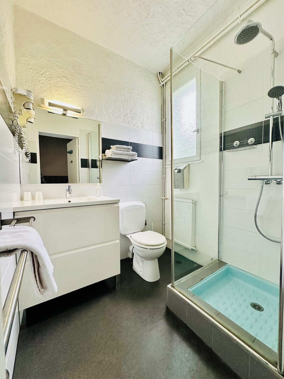 Economy Double Room | Individually decorated, individually furnished, laptop workspace