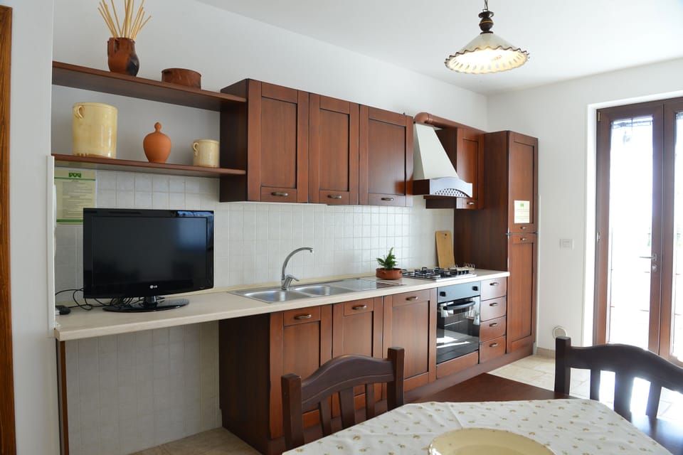 Apartment, Balcony | Private kitchen