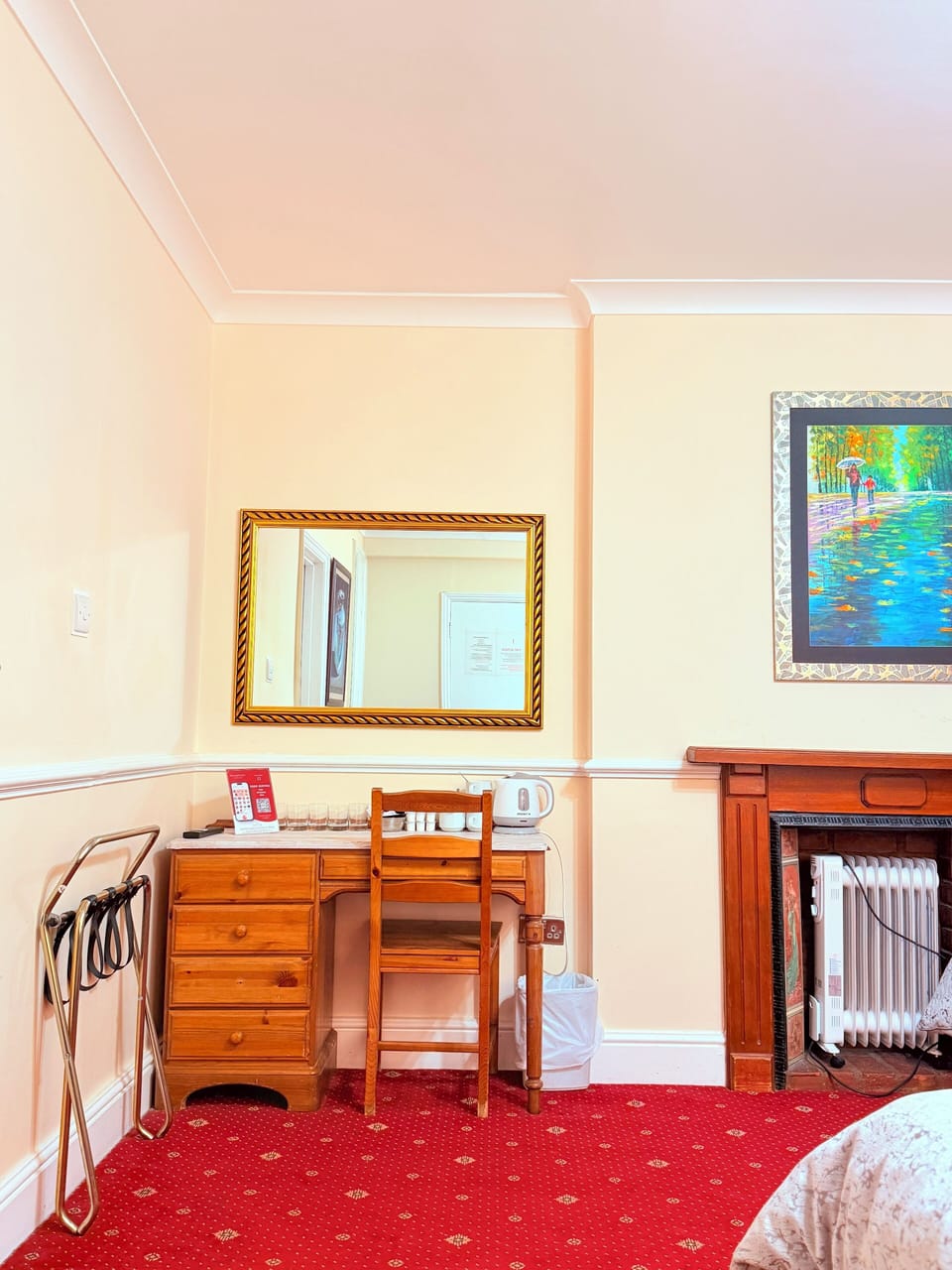 Family Room (for 5 People) | Free WiFi, bed sheets