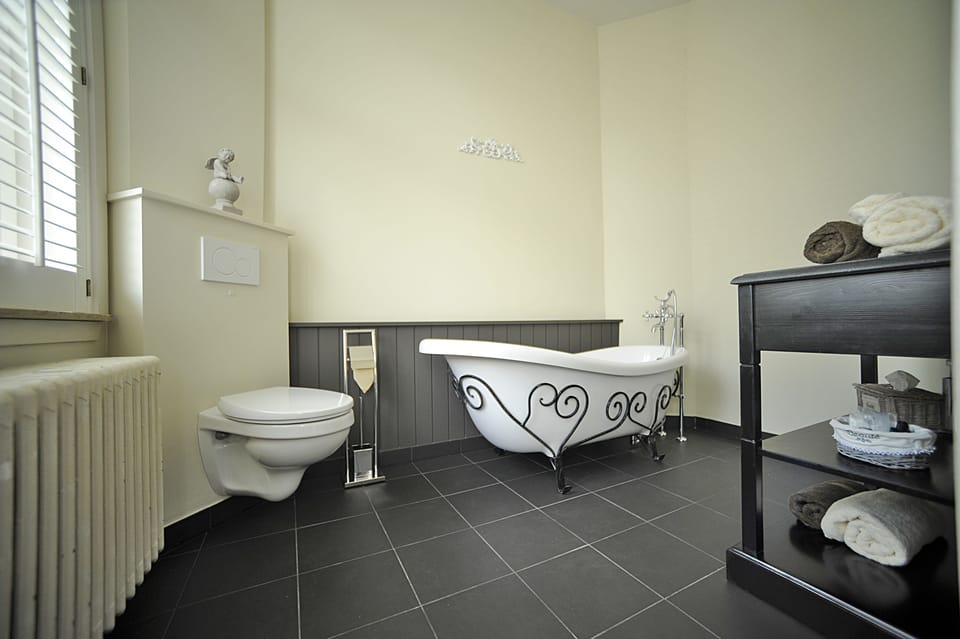 Expo 13 Bed and Breakfast in Ghent