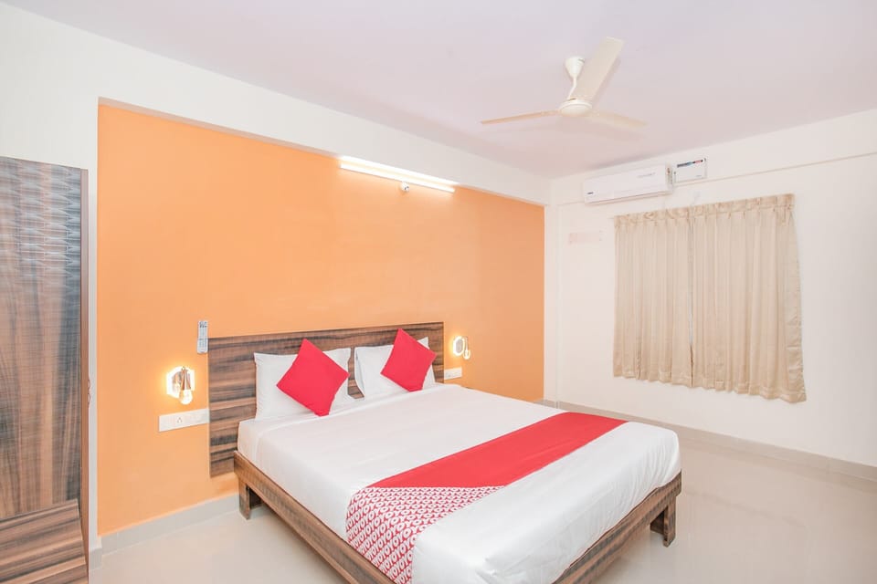 Standard Double Room | Free WiFi, bed sheets