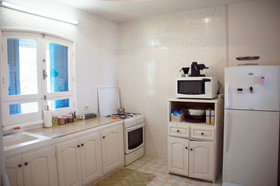 Family Villa, 2 Bedrooms, Non Smoking, Beach View | Private kitchen | Fridge, microwave, oven, stovetop