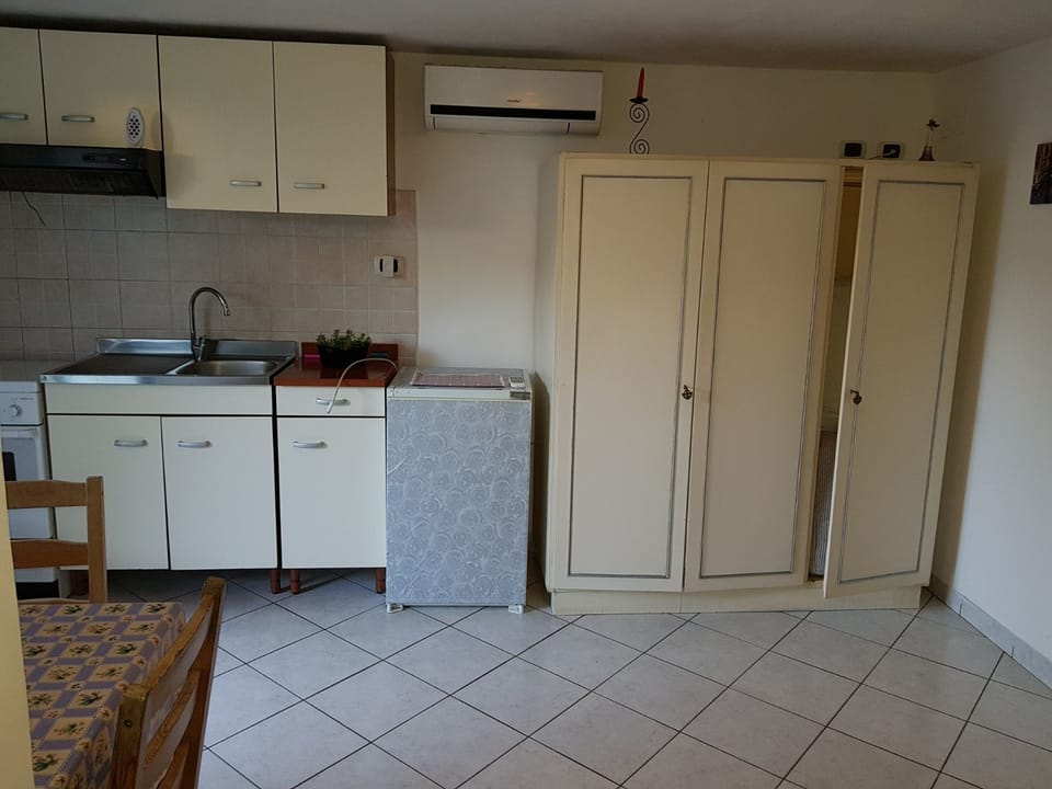 Romantic Studio | Private kitchenette