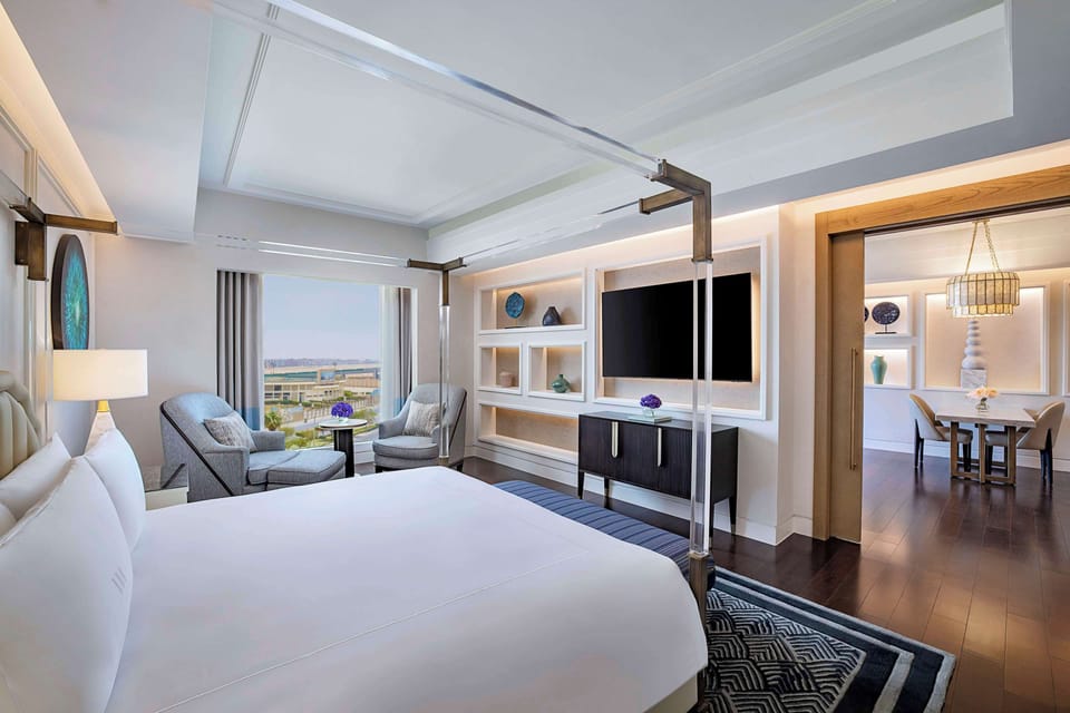 Superior Suite, 1 Bedroom | Premium bedding, minibar, in-room safe, desk