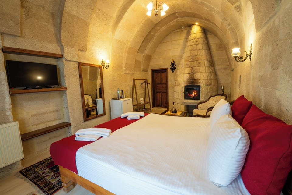 Deluxe Double Room | 1 bedroom, premium bedding, minibar, soundproofing