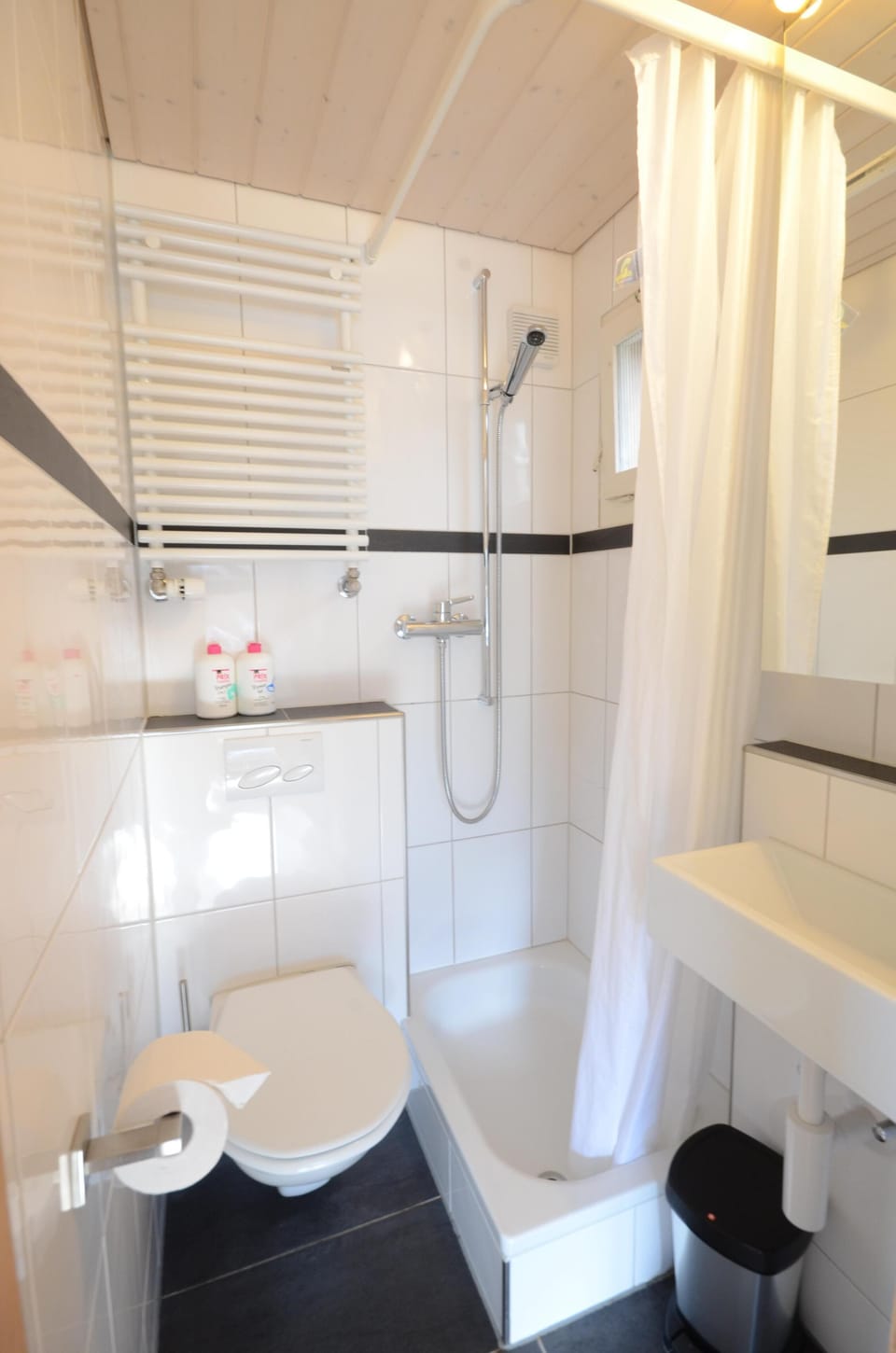 Bathroom Compact but works