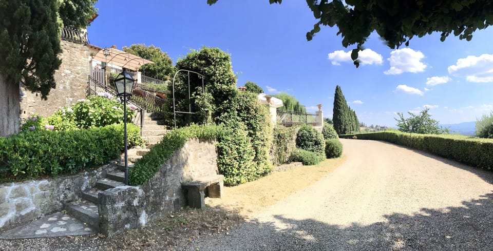 Private parking  court 