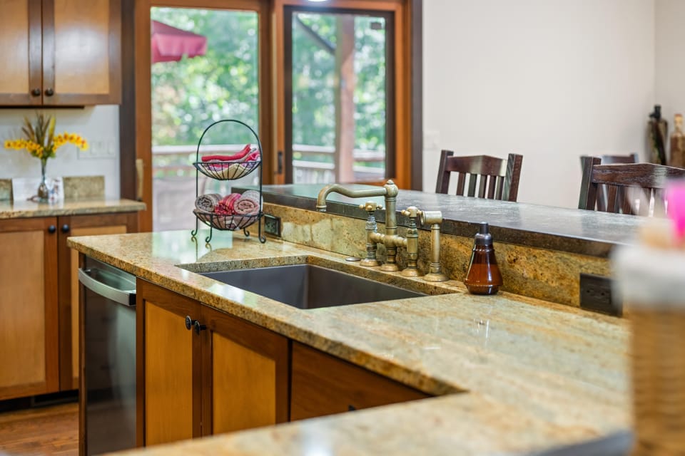 Gorgeous luxury gourmet kitchen