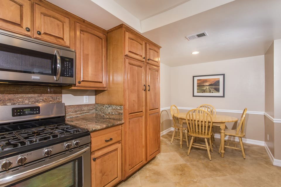 Breakfast Nook Connected to Kitchen