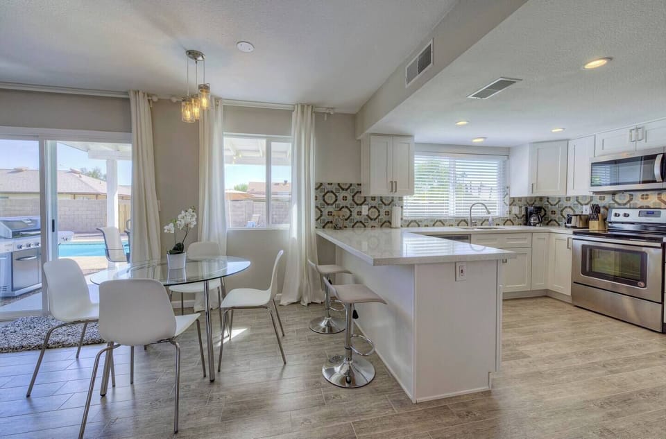 Kitchen and Breakfast nook