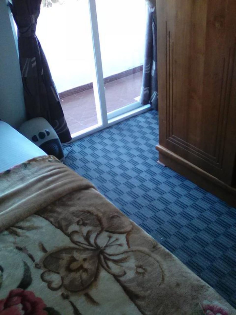 Apartment, 3 Bedrooms | 3 bedrooms, iron/ironing board, free WiFi