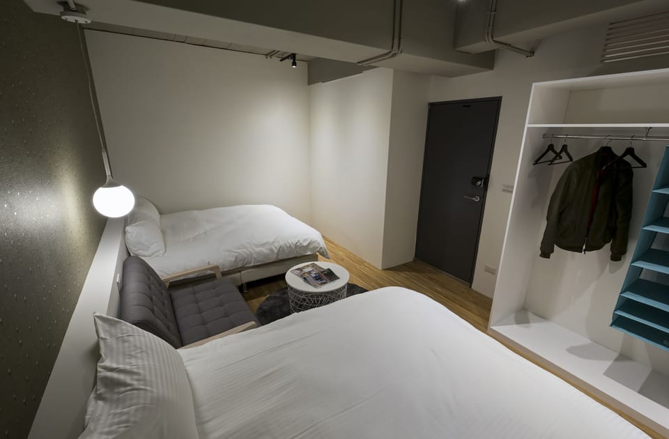 Quadruple Room with External Private Bathroom | 1 bedroom, individually decorated, individually furnished