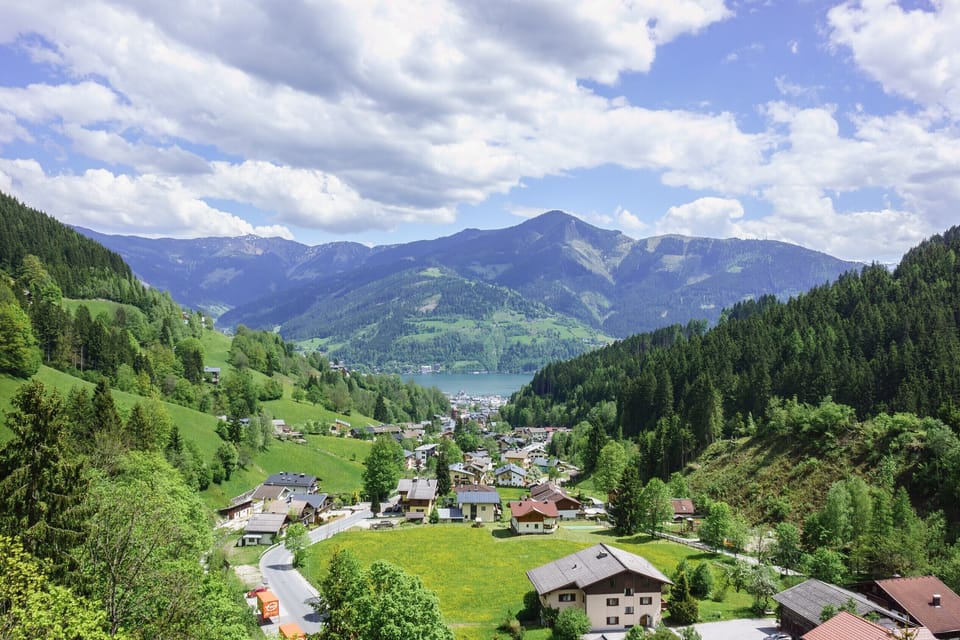 Aerial view / Zell am See