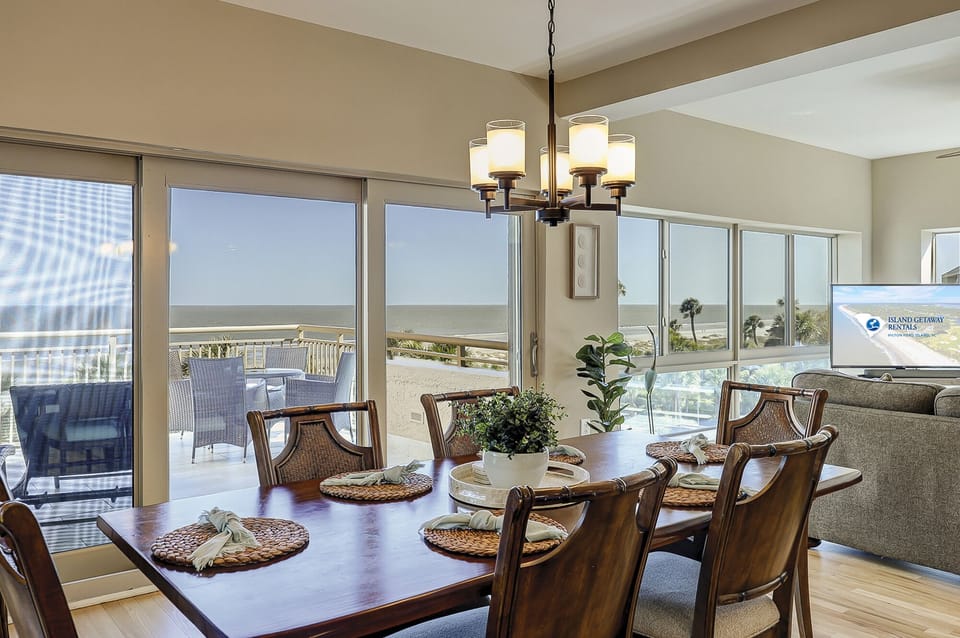 Dining room with a view