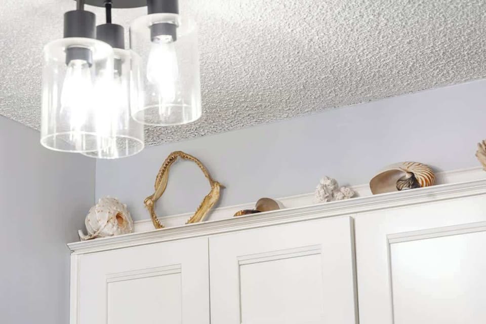 Decorative details