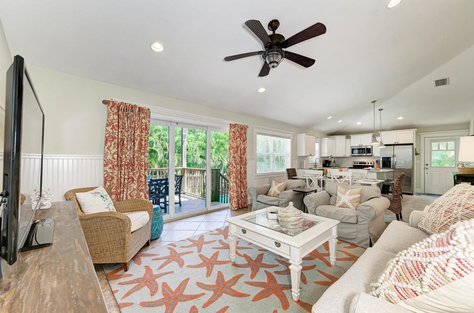 Living room looking toward the backyar deck