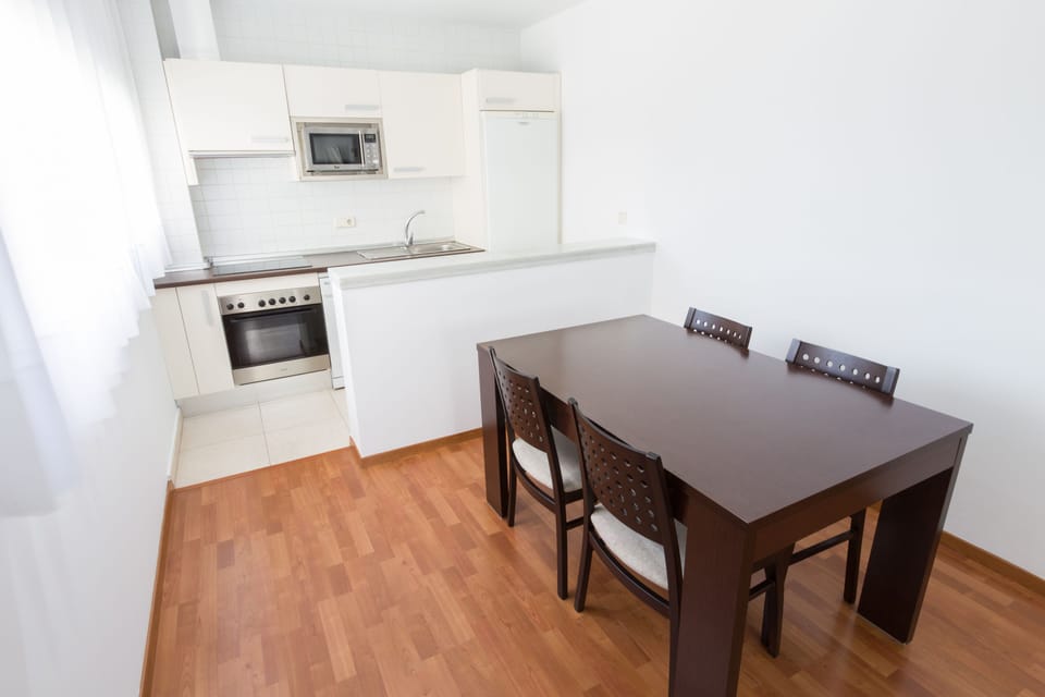 Fridge, microwave, cookware/dishes/utensils