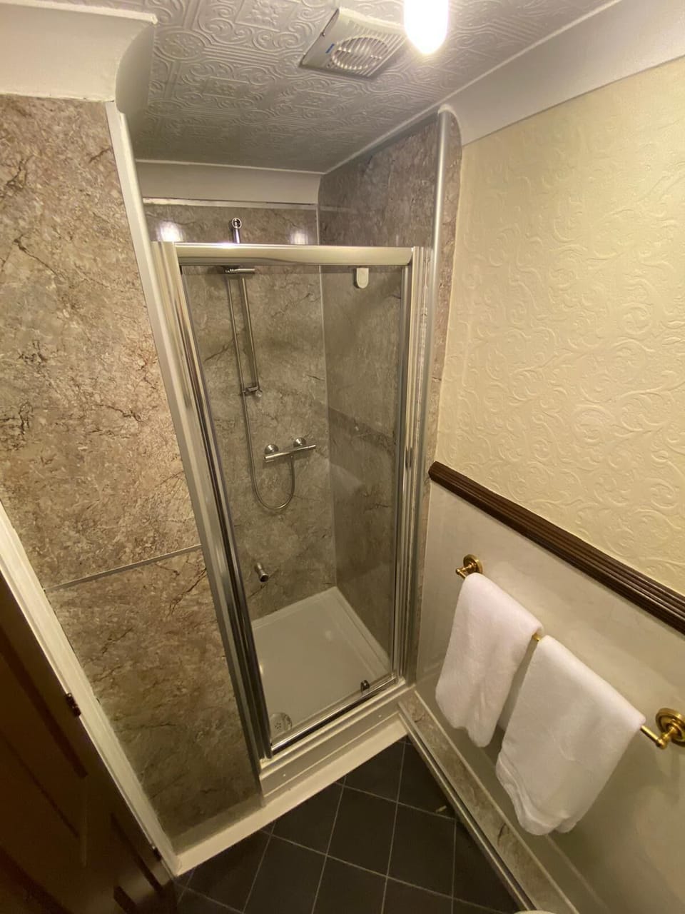 Deluxe Double Room, Ensuite (Double Room) | Bathroom