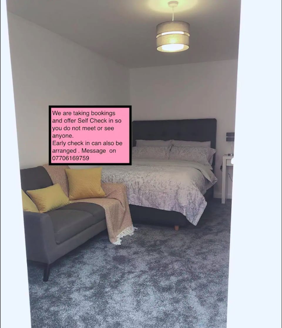 Double Room | Desk, soundproofing, iron/ironing board, free WiFi